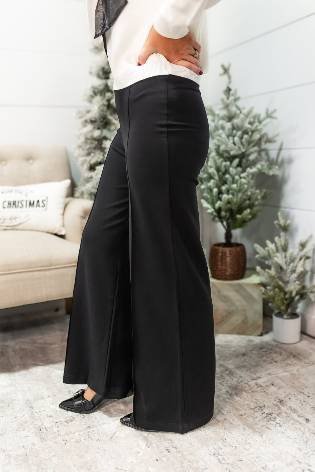 The Contour Wide Leg Pants