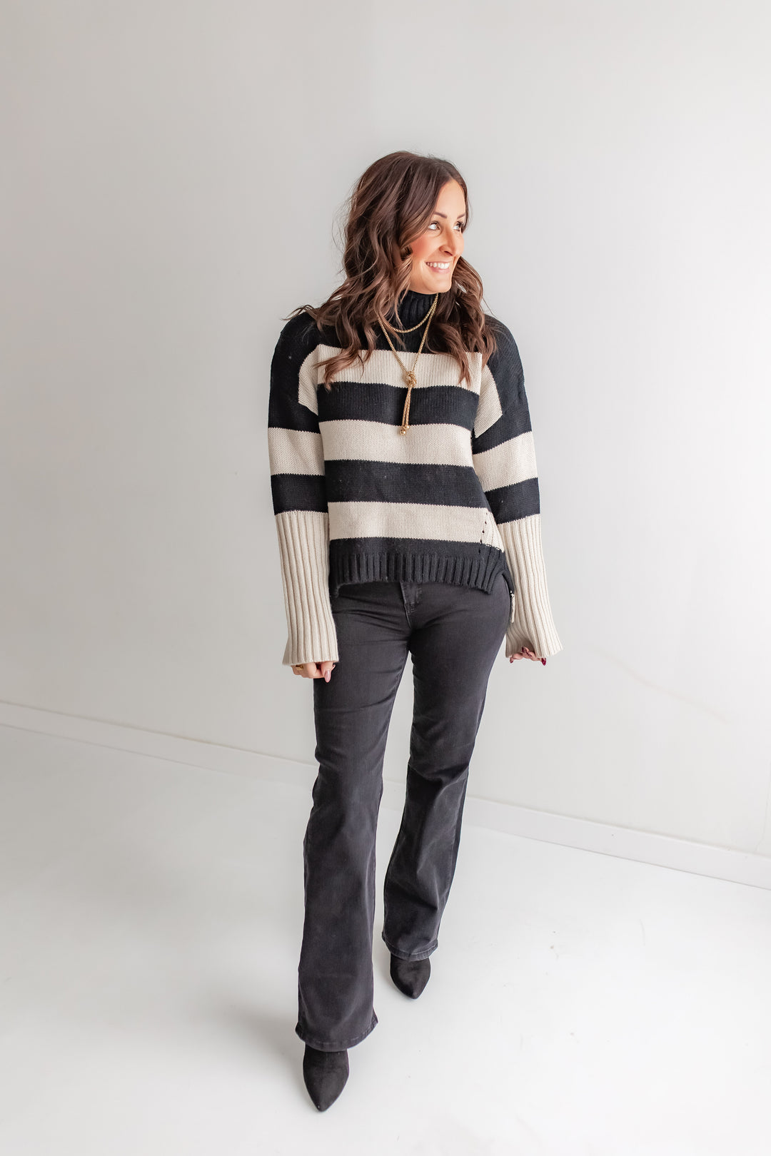 The Kaila Knit Sweater - Black/Cream