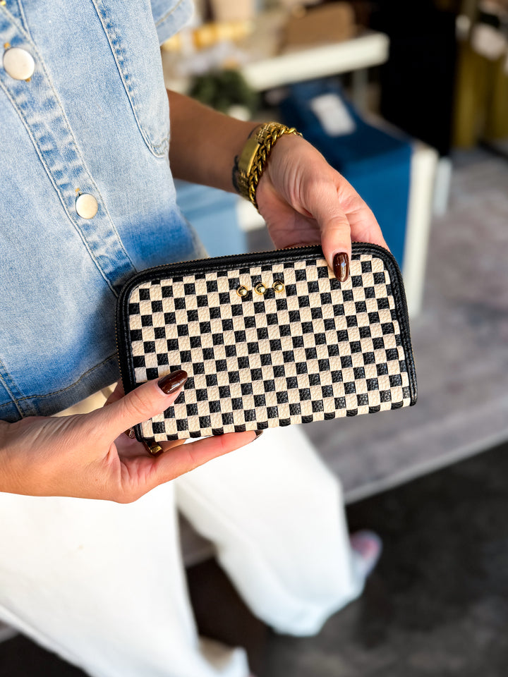 The Lenni Large Zip Woven Wallet