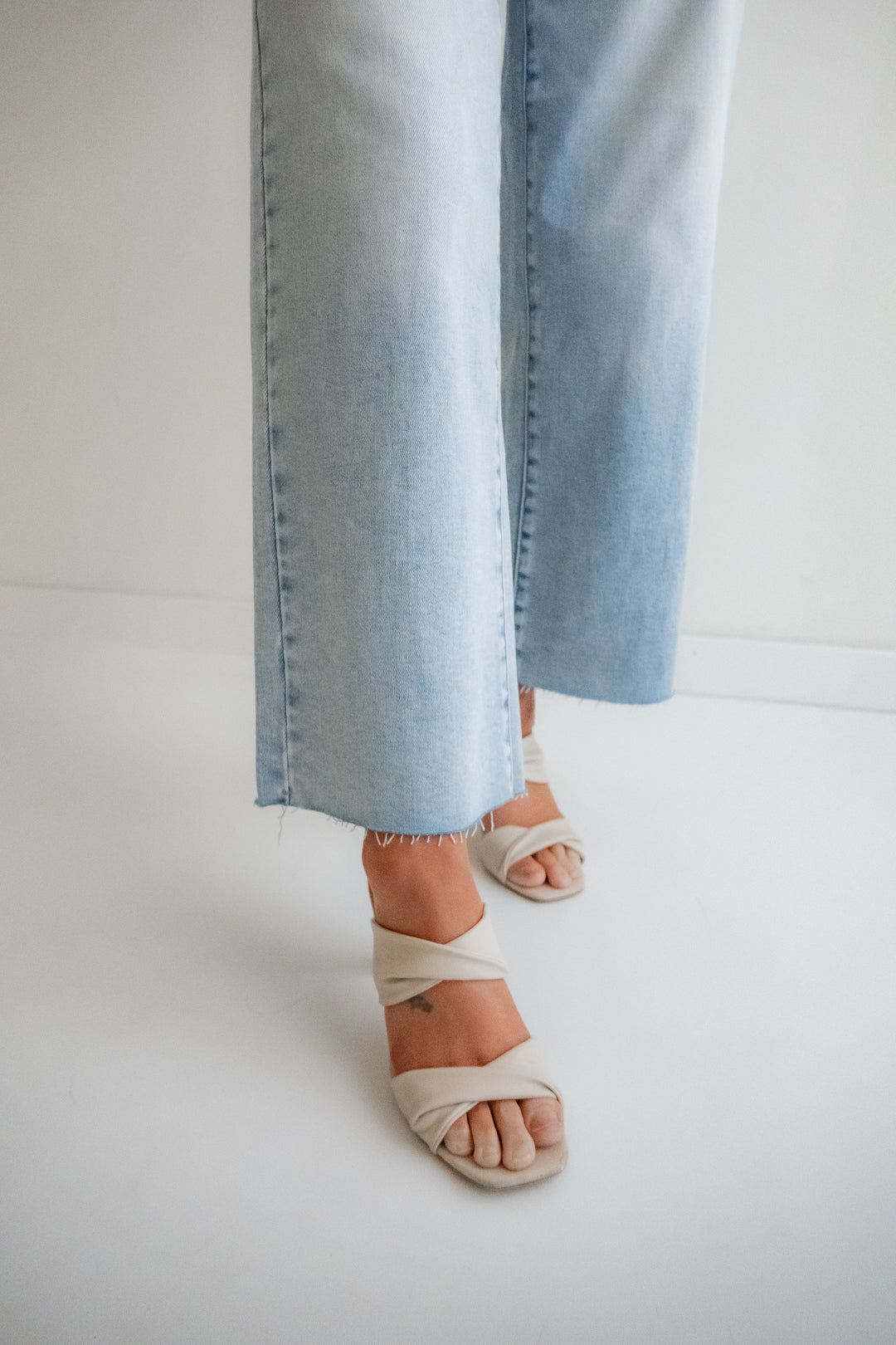 The Nori Wide Leg Stretch Jeans