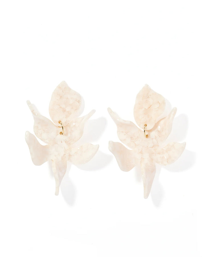 The Flora White Shell Earrings [Linny & Co]