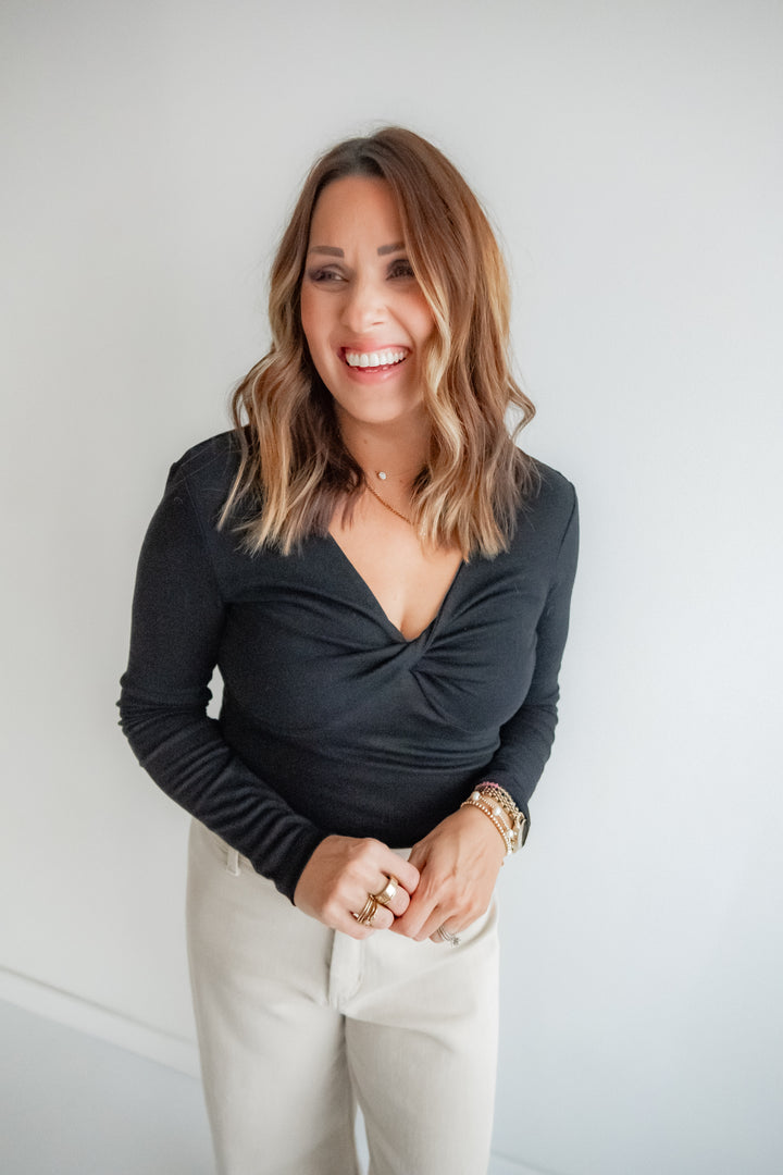 lattering black knotted top for everyday wear