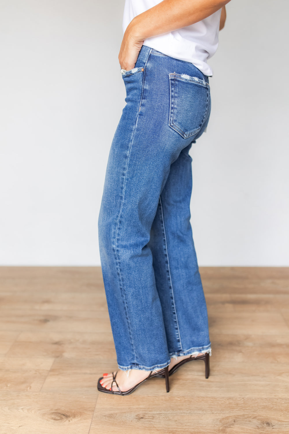 The On the Move Straight Jeans - One Eleven Olive Boutique